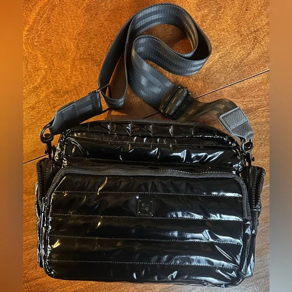 Think Royln The Trinity Handbag Black Patent Crossbody Quilted Detachable Strap - Picture 2 of 8
